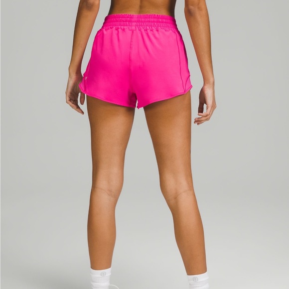 Lululemon Hotty Hot High Rise Lined Short 2.5” - Picture 5 of 7